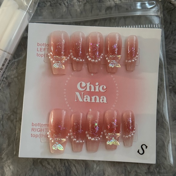 Press On Nails - Picture 5 of 6